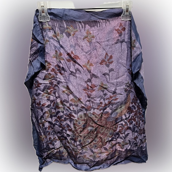 Beautiful purple scarf - Picture 1 of 2